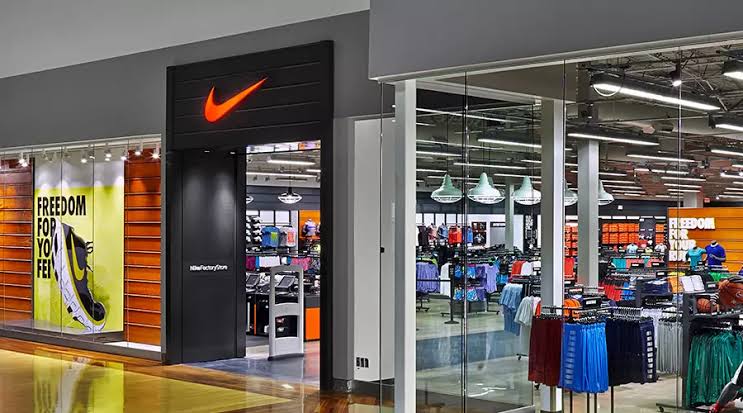 can you return nike outlet to nike store