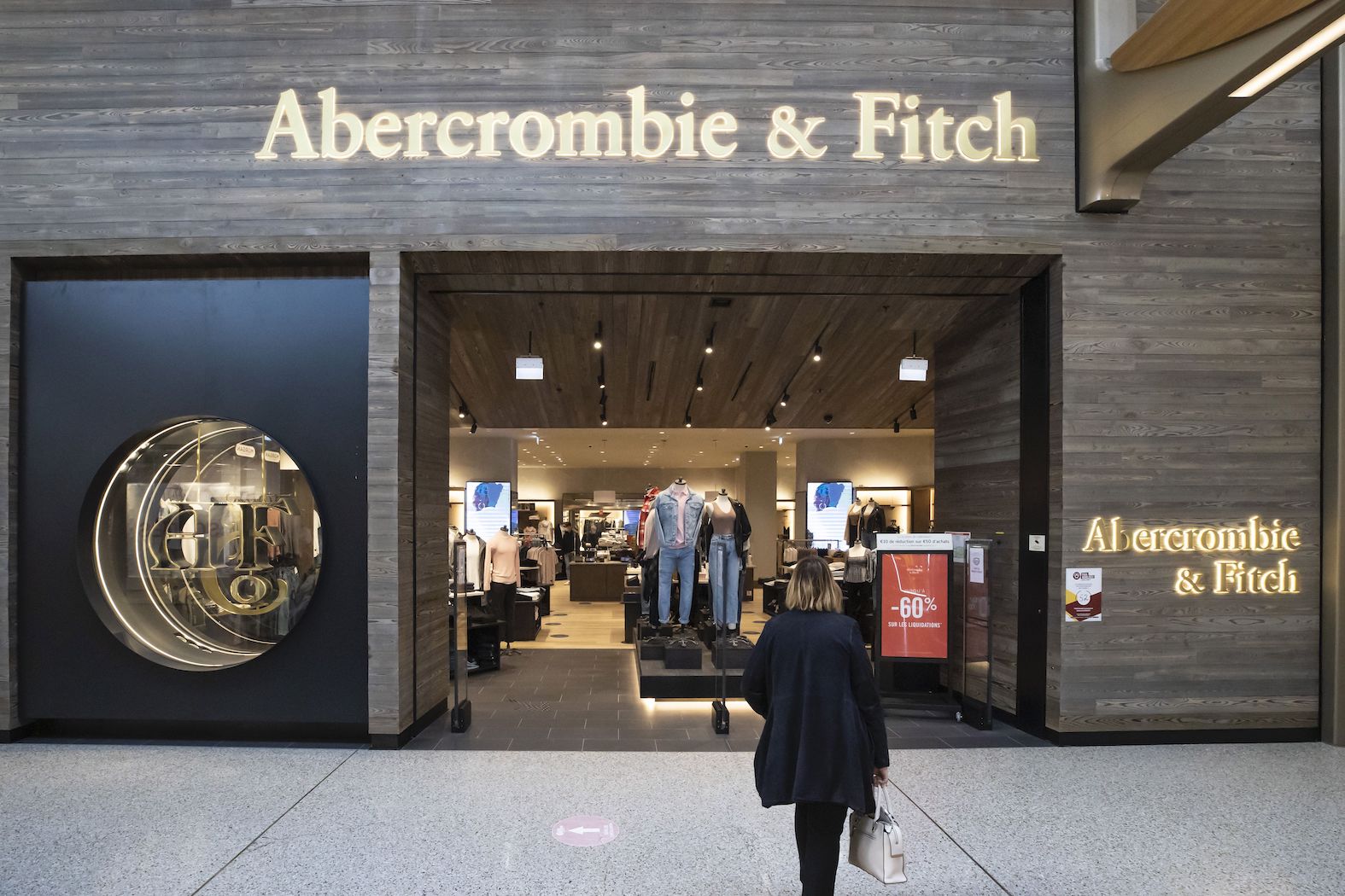 Abercrombie Return Policy store