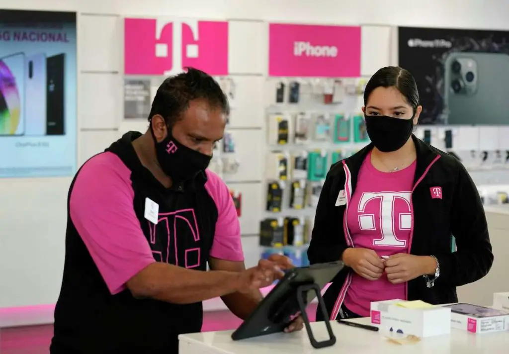 T-mobile employee discount store