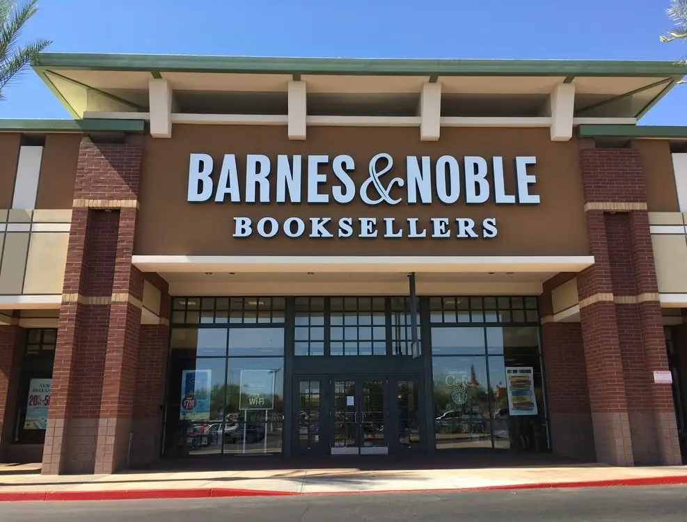 Barnes and Noble Store